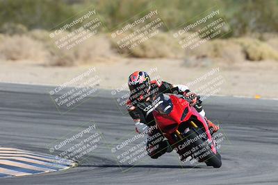 media/Nov-16-2025-Race Pace (Sun) [[8c5fa54630]]/Non Verified Riders (1st 20 Minutes)/2-Turn 10 (1010am)/